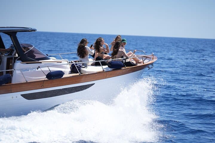Salerno to Positano: Small-Group Amalfi Coast Boat Excursion photo 4