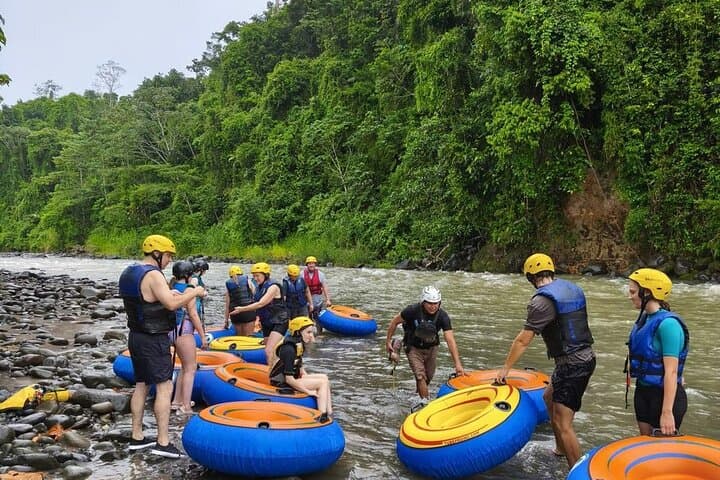 Arenal River Tubing from La Fortuna — Guided 1.5‑Hour Rapids & Rainforest Float photo 5