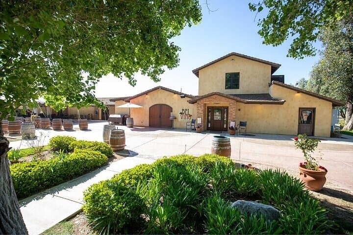Private Temecula Wine Tour — Somerset, Oak Mountain & Callaway Tasting Route photo 6
