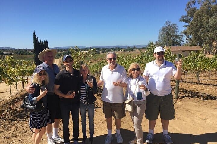 Shared Temecula Wine Tour — 4-Winery Tasting in Wine Valley photo 6