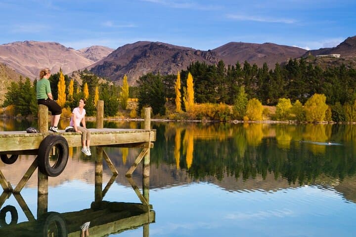 Dunedin to Queenstown via Taieri Gorge Train — One-Day Scenic Journey through Central Otago photo 2