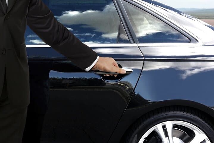 Private Airport Transfer Between Fort Myers, Fort Lauderdale and Naples photo 3