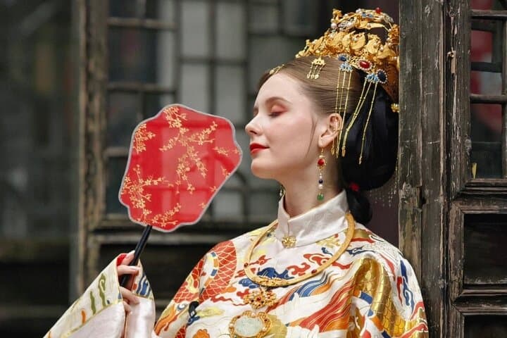 Hanfu and Intangible Cultural Handcraft Experience in Beijing: Dress, Craft, and Tradition photo 6