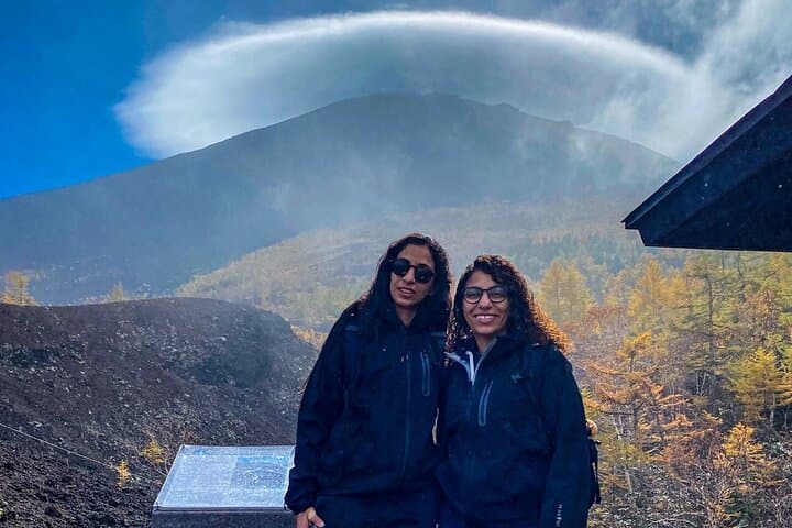 Ochudo Pilgrim Walk on Mt. Fuji: Private Kawaguchiko 5th-Station Hike photo 3