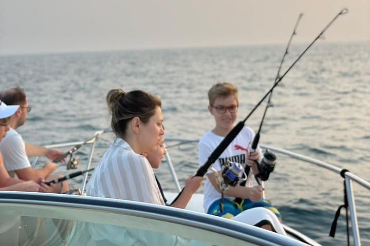 Dubai Private Deep-Sea Fishing Charter with Meal (4-Hour Private Trip) photo 4