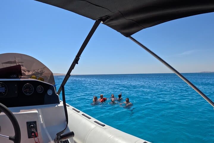 Paradise Island Speedboat Tour from Hurghada: Snorkel, Sunbathe & Lunch on the Red Sea photo 6