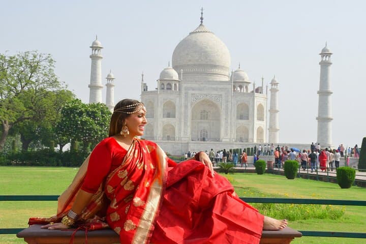 Taj Mahal Sunrise Photography Tour with Local Expert Guide