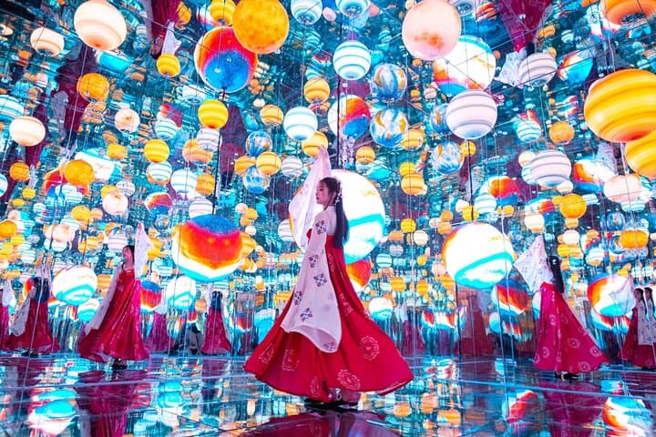 Inside Kuala Lumpur’s Space & Time Cube: Naked-Eye 3D Immersive Experience
