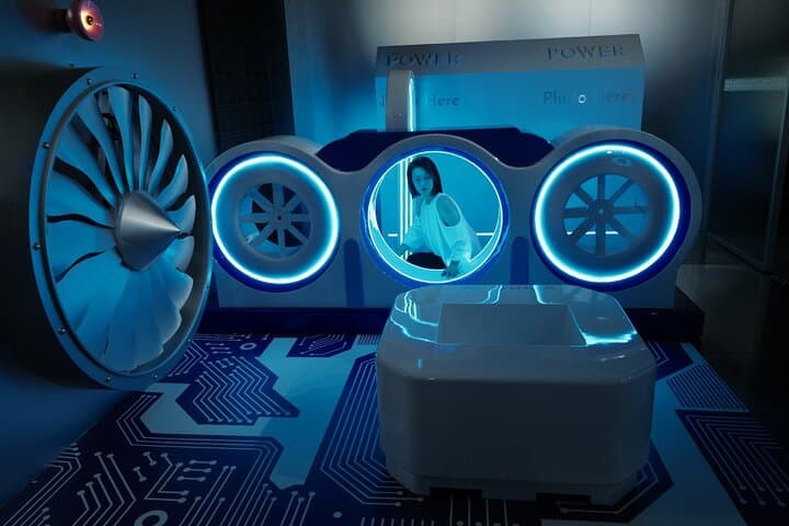 Inside Kuala Lumpur’s Space & Time Cube: Naked-Eye 3D Immersive Experience photo 2
