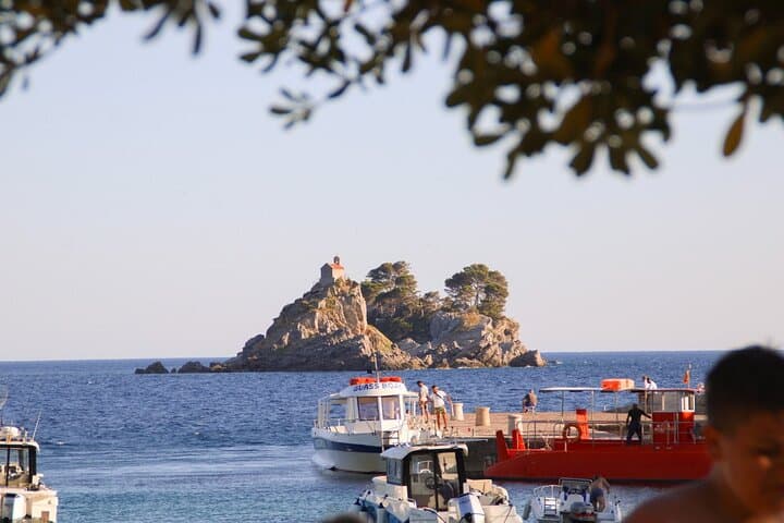 Katič Nature Park Boat Tour: Petrovac Isles, Cave of Wishes & Red Pebble Beaches