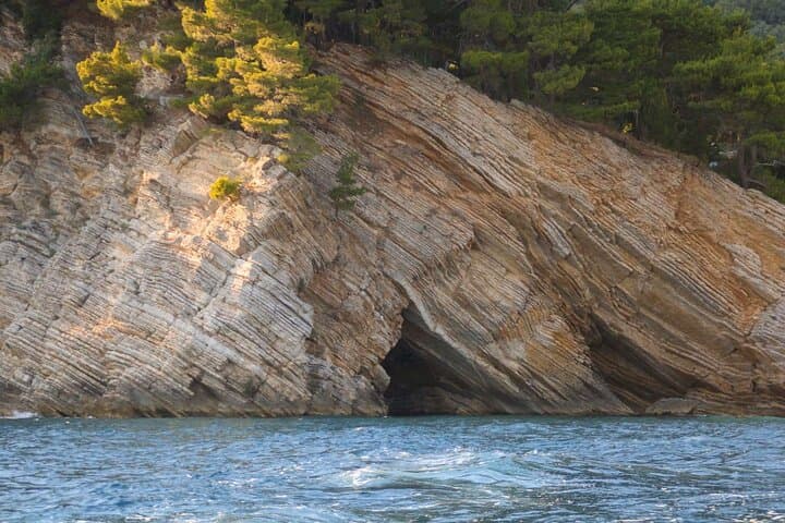 Katič Nature Park Boat Tour: Petrovac Isles, Cave of Wishes & Red Pebble Beaches photo 5