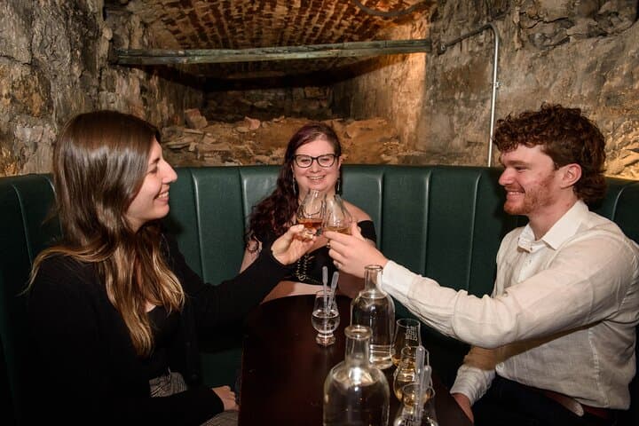 Luxury Whisky Tasting in Edinburgh's Underground Vaults – Rare Drams in The Lost Close