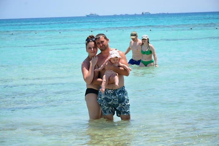 Paradise Island Hula Hula Day Trip from Hurghada — Snorkel the Red Sea photo 4