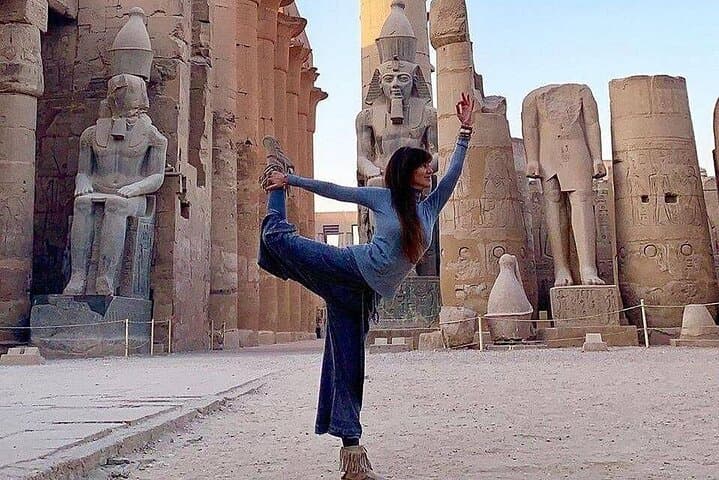 4-Day Nile Cruise Aswan to Luxor — Temples, Abu Simbel & Sunrise Balloon photo 4