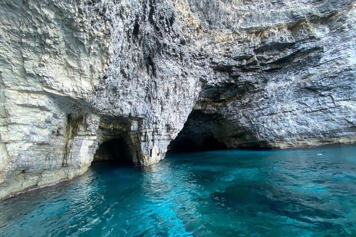 Comino Blue Lagoon, Crystal Lagoon & Gozo Sea Caves Cruise photo 5