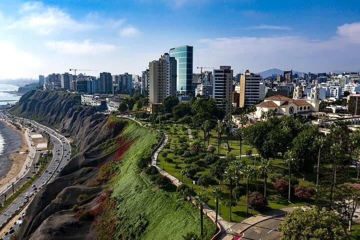 Peru Charming: Lima, Paracas, Ica, Cusco and Machu Picchu — 6-Day Cultural Adventure photo 2