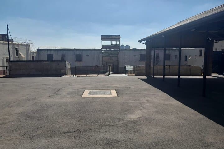 Johannesburg Soweto Apartheid Museum & Constitution Hill Day Tour photo 2