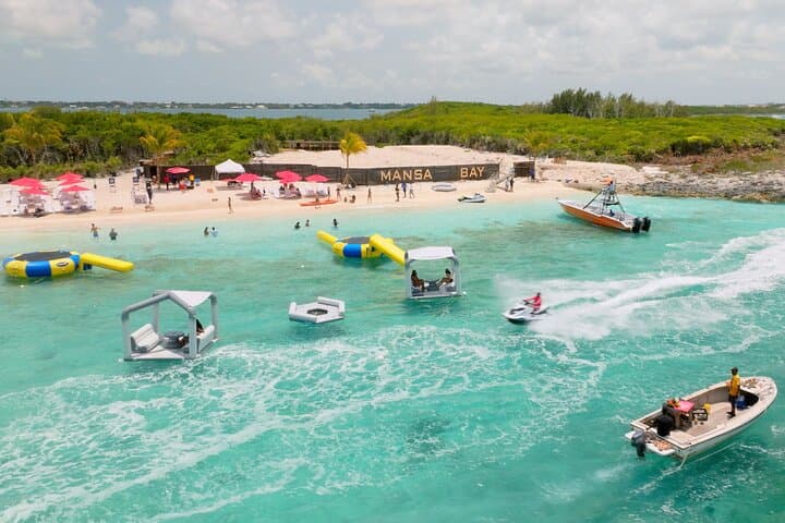 Nassau Pig Beach & Snorkel: Swimming Pigs, Private Beach and Reef Break photo 5