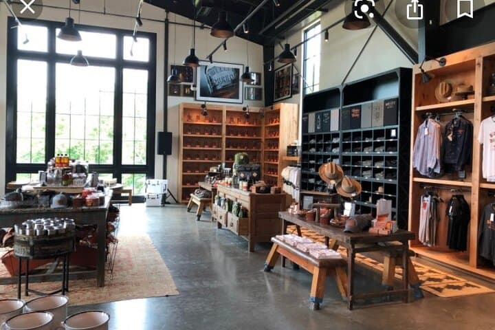 Custom Kentucky Bourbon Trail Tour: Buffalo Trace, Maker’s Mark & More photo 3