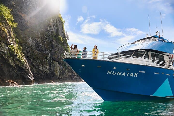 Kenai Fjords Glacier & Wildlife Cruise from Seward — 6-Hour Glacier Viewing & Whales
