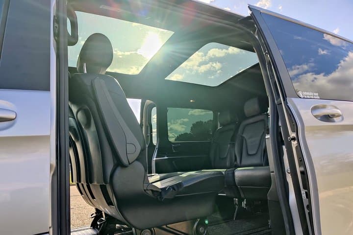 Private Airport and Cruise Transfers in the UK — Southside Travel Chauffeurs photo 3