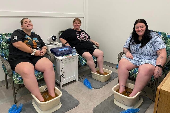 Ionic Foot Spa in Surfers Paradise: 30-Minute Therapeutic Session Near the Beach photo 5