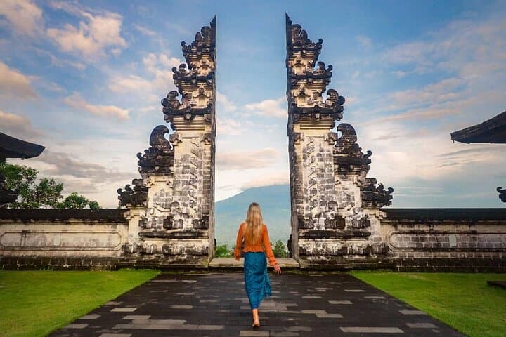 Gate of Heaven: Private Day Tour to Bali’s Lempuyang, Tirta Gangga & Gembleng Waterfall