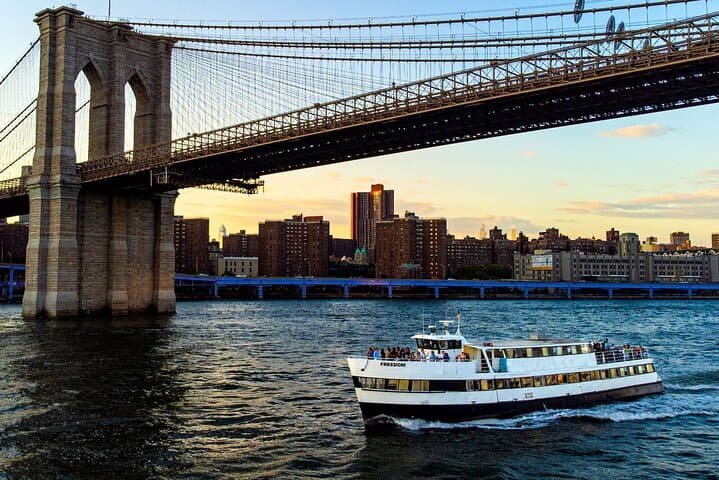 NYC Sunset Cruise: Golden-Hour Skyline Cruise from Pier 40 photo 6