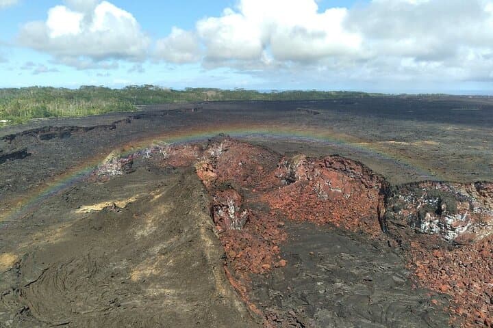 Fissure 8 Lava Flow Tour – Volcanoes National Park & Hilo Discovery