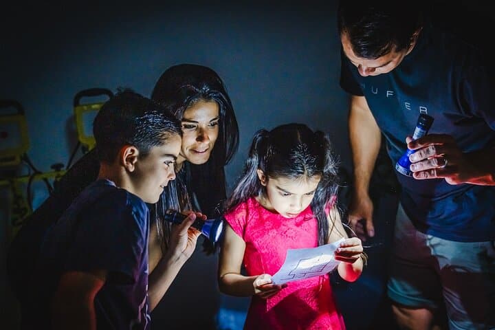 Zombie Bite Escape Room Auckland: Immersive 60-Minute Post‑Apocalyptic Puzzle