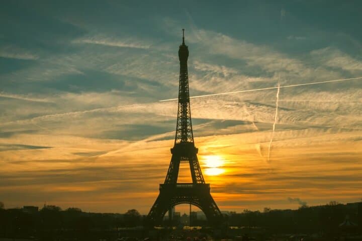 Self-Guided Paris Audio Tour — Notre-Dame, Louvre & Champs-Élysées photo 6