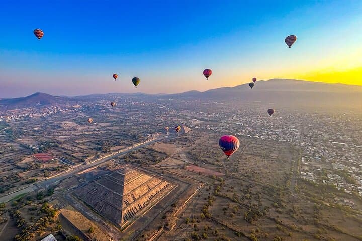 Tailor-made Teotihuacan: 4 Tour Options — Guided Visits, Early Access, Basilica & Hot Air Balloon