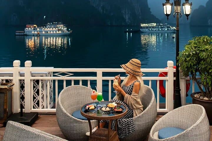 Hermes Luxury: 2-Day Halong Bay Cruise with Private Balcony photo 6