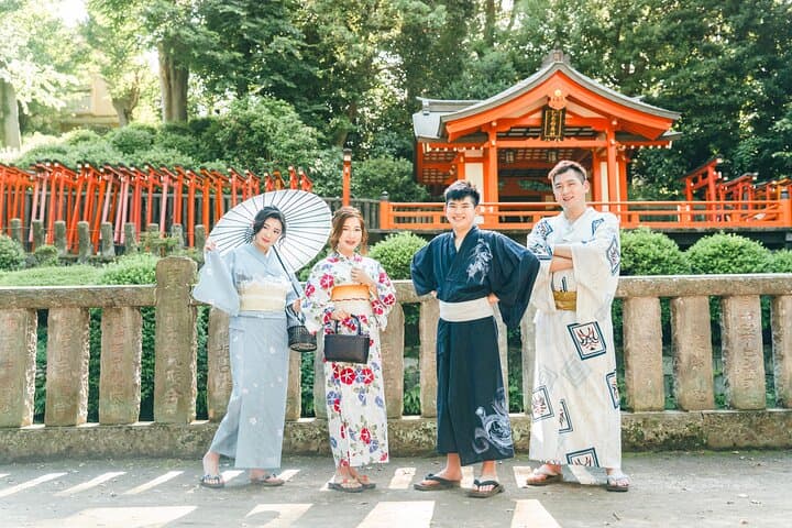 Tokyo City Photoshoot: 90-Minute Pro Session Through Asakusa, Shibuya & Shinjuku