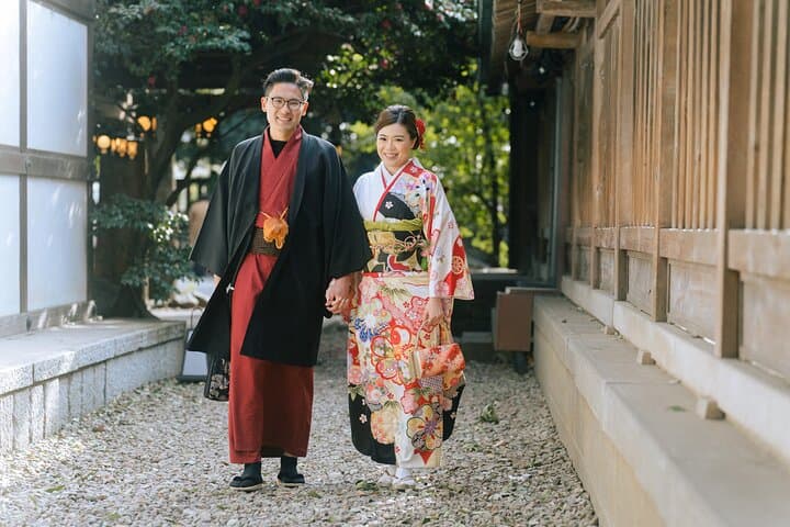 Tokyo City Photoshoot: 90-Minute Pro Session Through Asakusa, Shibuya & Shinjuku photo 5