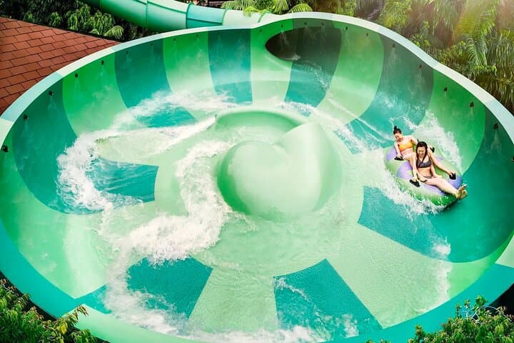 Adventure Cove Waterpark Singapore: Rides, Snorkeling & Visitor Tips photo 2