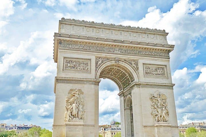 Day Trip from Le Havre to Paris: Private Highlights Tour in a Day photo 3