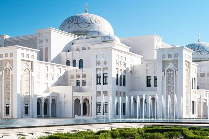 Dubai to Abu Dhabi Private Grand Mosque Tour — Full-Day Customized Sightseeing