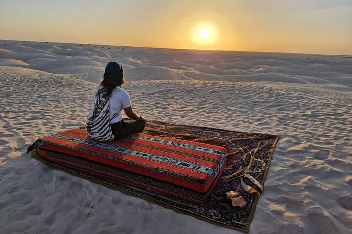 Djerba Overnight: 2-Day Tunisian Desert Camping & Matmata Cave Hike