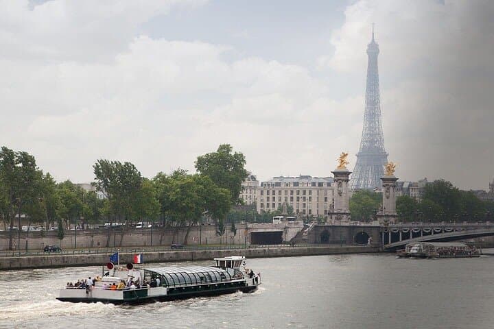 Paris Premium Pass: Eiffel Tower, Louvre & Seine Cruise in 48 Hours photo 6
