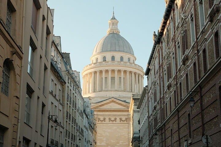 Paris Premium Pass: Eiffel Tower, Louvre & Seine Cruise in 48 Hours photo 2