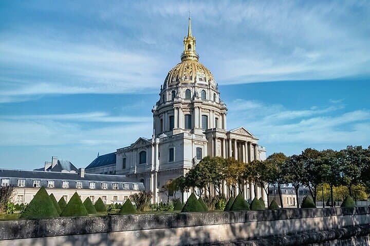 Paris Premium Pass: Eiffel Tower, Louvre & Seine Cruise in 48 Hours photo 5