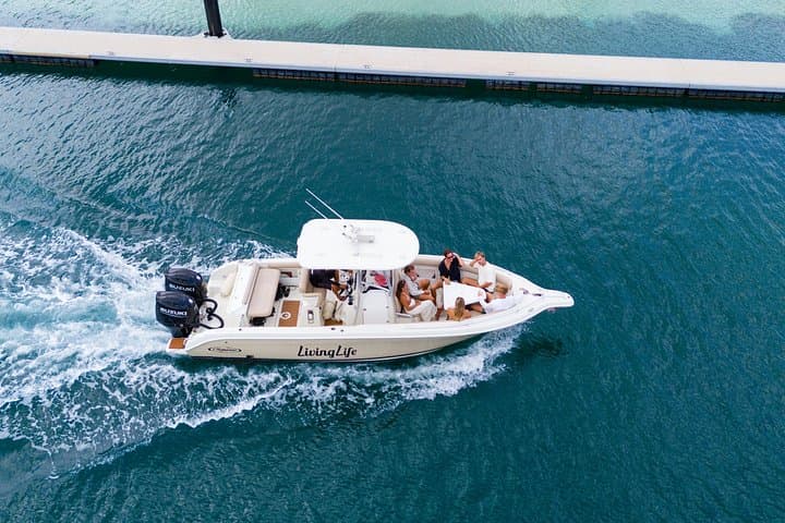 Private Luxury 28ft Boat Trip Along Curaçao's East Coast — Spanish Waters & Snorkeling photo 3