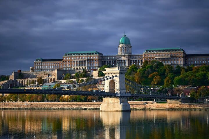 Budapest Highlights: Self-Guided Walk from Fisherman's Bastion to St. Stephen's Basilica photo 2