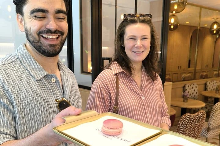 Marais Private Food Tasting: 3.5-Hour Parisian Culinary Walk