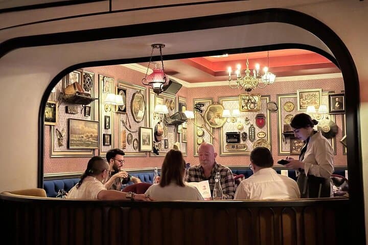 Hell's Kitchen Bar Tour: Glitz, Gangsters & Prohibition in NYC photo 6