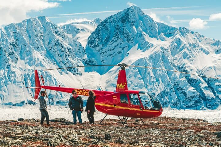 Chugach Explorer Heli Flight: Anchorage Helicopter Tour with 3 Glacier Landings