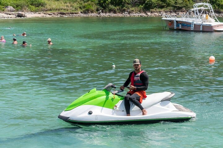 Cockleshell Beach Snorkel Excursion — Frigate Bay Views & Nevis Vistas photo 4