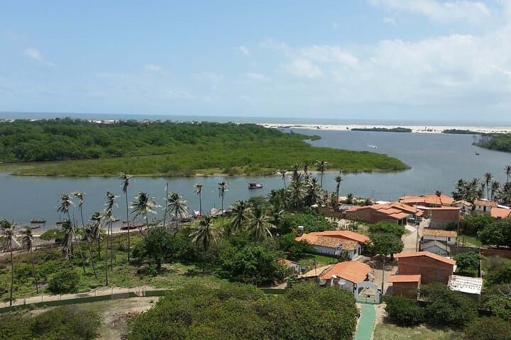Explore Rio Preguiças: Mandacaru Lighthouse, Vassouras Lagoons & Caburé Beach photo 4