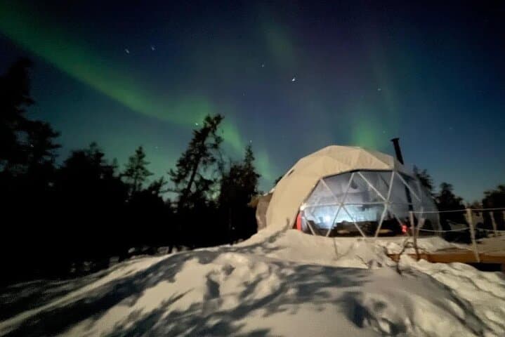 Skydome Aurora Viewing Near Yellowknife: Warm Dome Northern Lights Tour photo 3